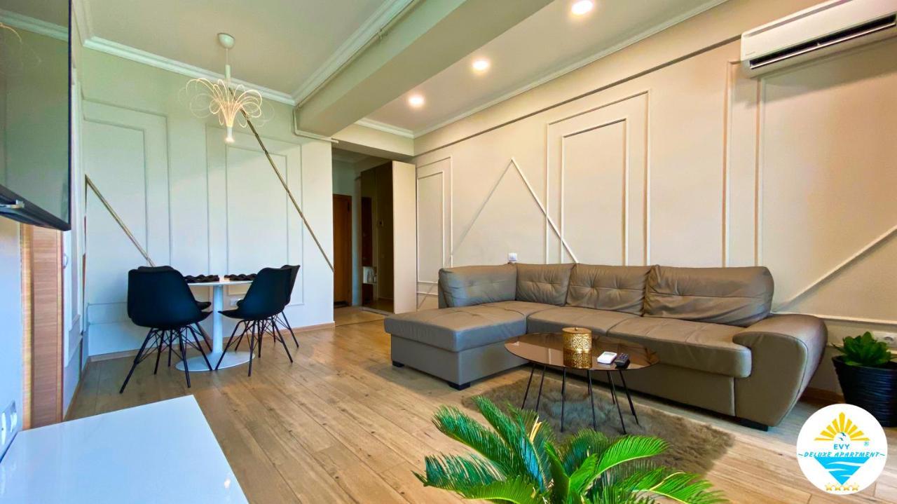 Evy Deluxe Apartment มามายา ภายนอก รูปภาพ